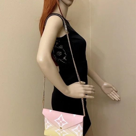 Louis Vuitton Kirigami ByThePool Pochette Clutch Bag Chain +Certificate - Picture 10 of 13